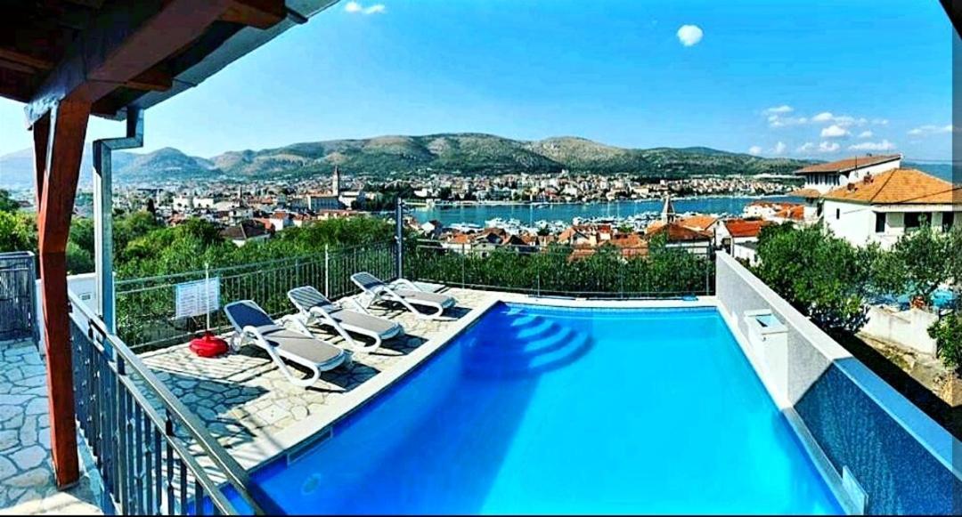 טרוגיר Apartmani Balan S Vanjskim Bazenom מראה חיצוני תמונה